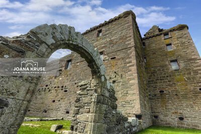 instagram locations in Scotland - Noltland Castle