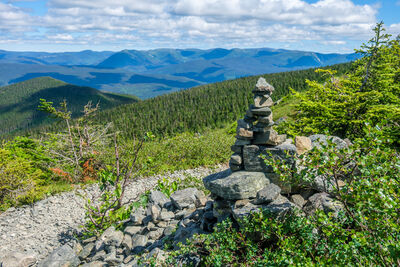 Cairn marking the trail