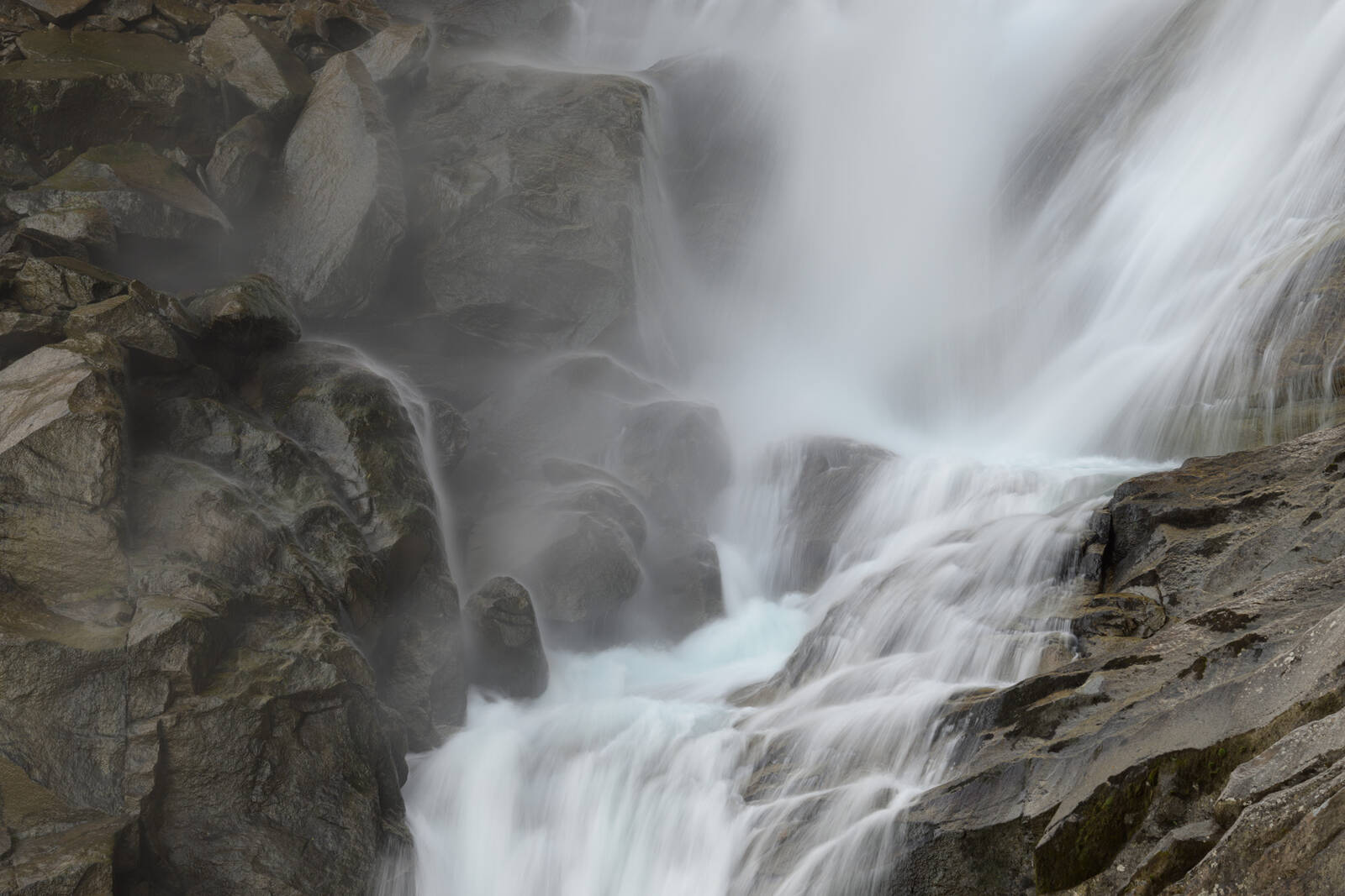 Image of Krimml Waterfalls by Luka Esenko
