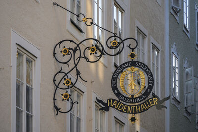 pictures of Salzburg - Linzer Gasse