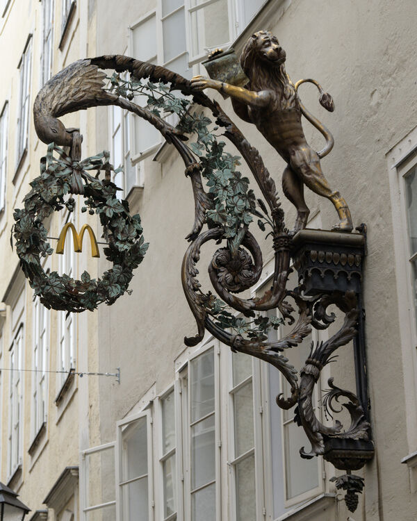 Getreidegasse in Salzburg - The famous brand in old style