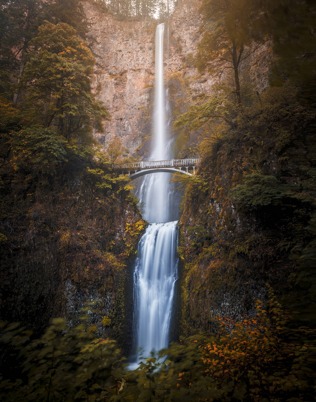 Image of Multnomah Falls by Ryan Smith