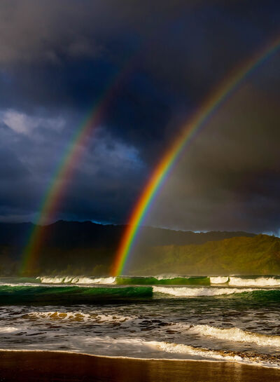Early morning on Hanalei beach after a shower came through. 38mm, 1/800 second, ISO 200. 