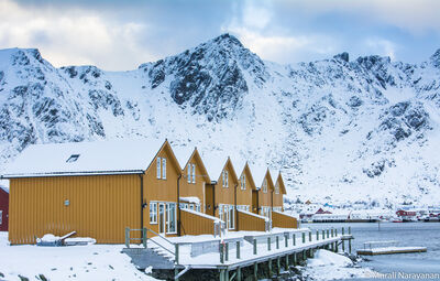 photography spots in Norway - Yellow Houses, Ballstad 