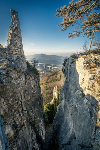 images of Slovenia - Črni Kal fort (Sv. Sergij)