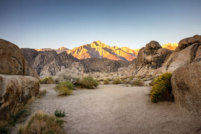 Trail to the arch with Mt. Whitney in background.