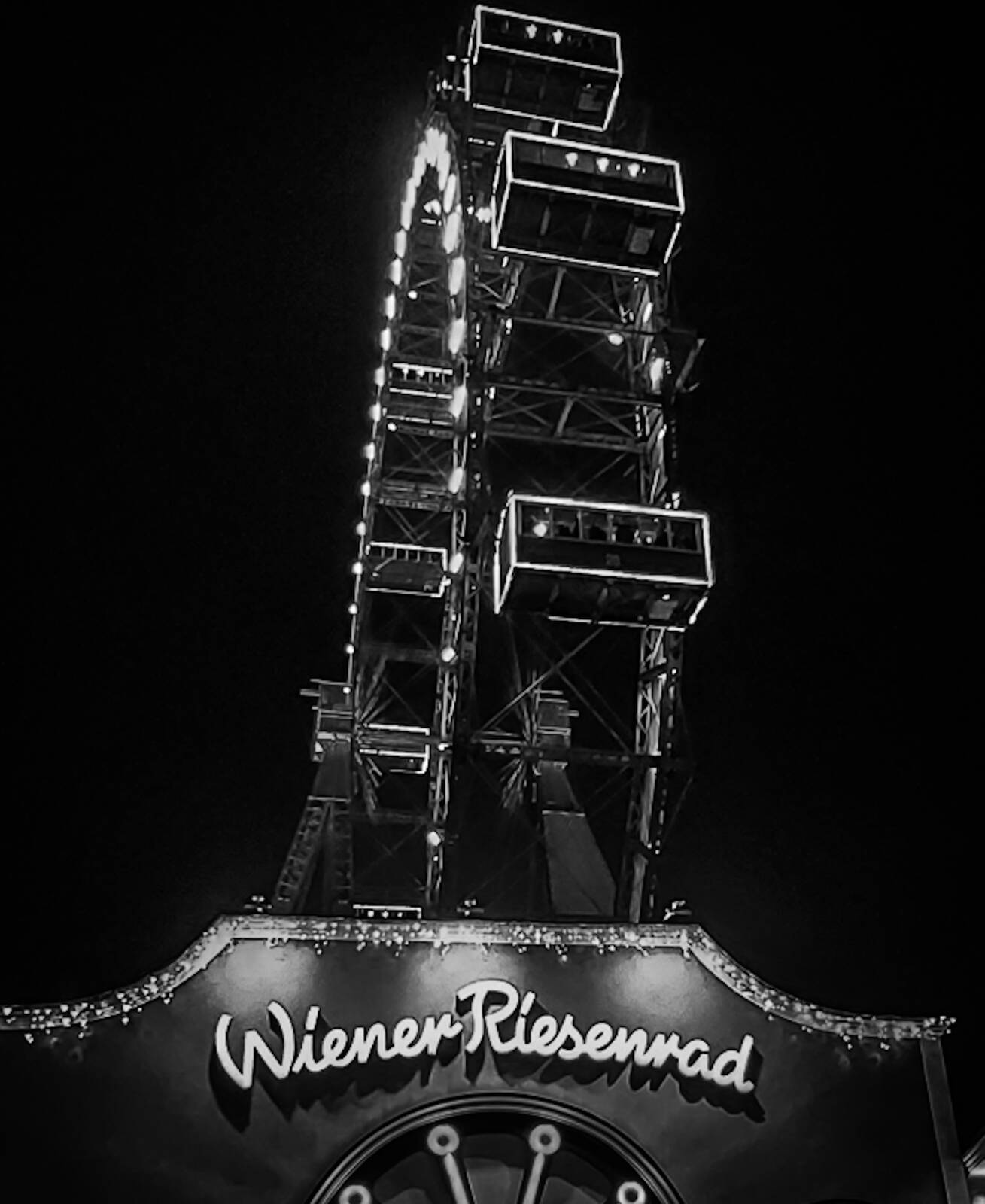 Image of Wiener Riesenrad by Alec Moody