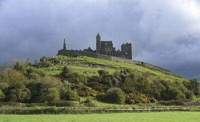 Rock of Cashel from the road