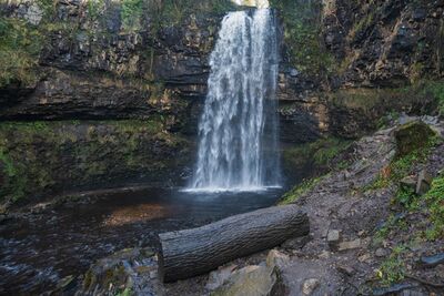 images of South Wales - Henrhyd Falls