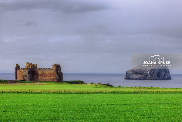 The ruined clifftop castle Tantallon in North Berwick, East Lothian