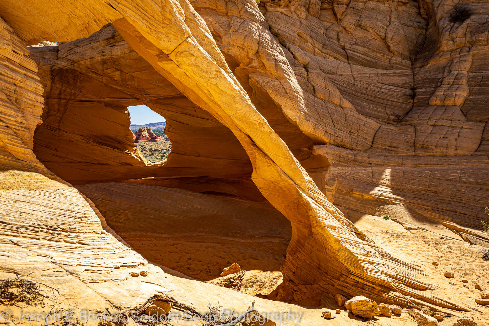Image of Coyote Buttes North - Melody Arch by Joe Becker