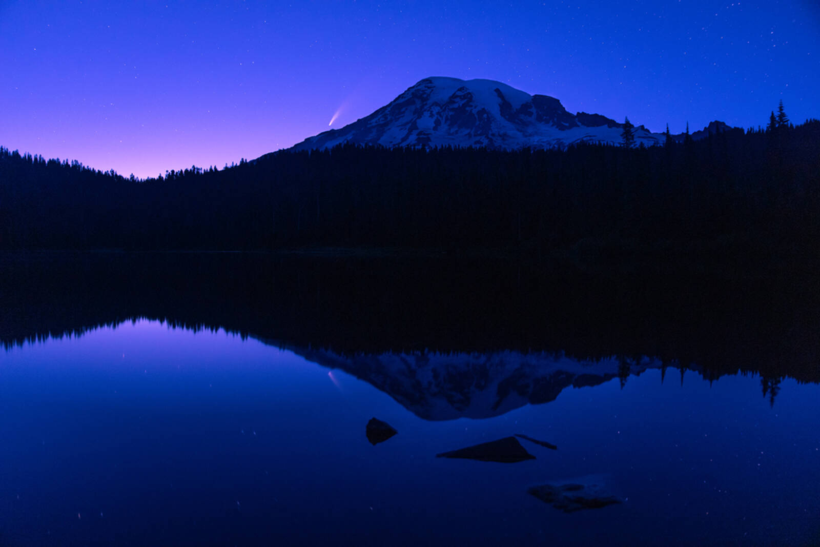 Image of Reflection Lakes, Mount Rainier National Park by Yu Sheng