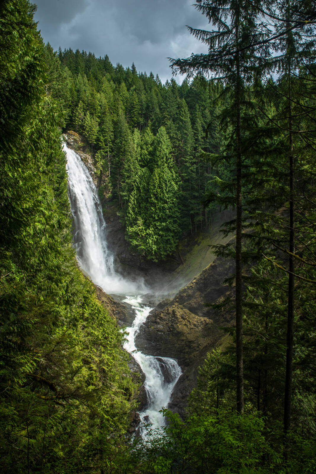 Image of Wallace Falls State Park - Middle Falls by Yu Sheng