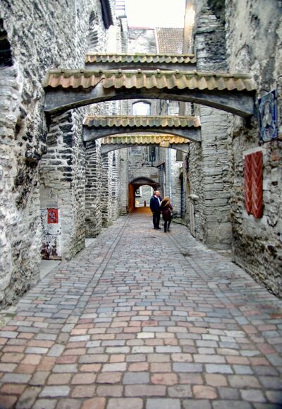 Estonia pictures - St Catherine's Passage, Tallinn