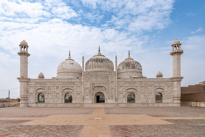 photography locations in Pakistan - Abbasi Jamia Shahi Masjid Kila Derawar