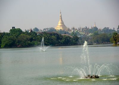 Myanmar (Burma) images - Shwedagon Pagoda ရွှေတိဂုံစေတီတော်