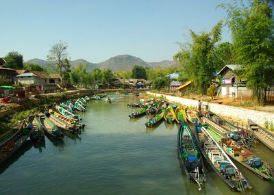 The waterway from Inle lake at Indein