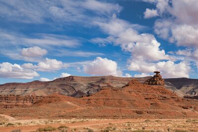 photo spots in Utah - Mexican Hat Rock
