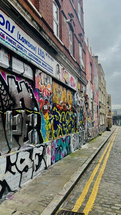 United Kingdom photos - Brick Lane Graffiti
