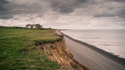 Norfolk instagram locations - Weybourne beach and clifftop