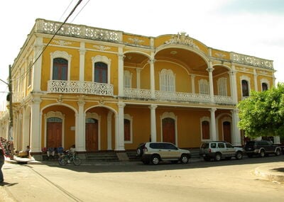 Nicaragua pictures - Parque Central, Granada