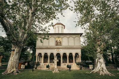 București photography locations - New St. George Church