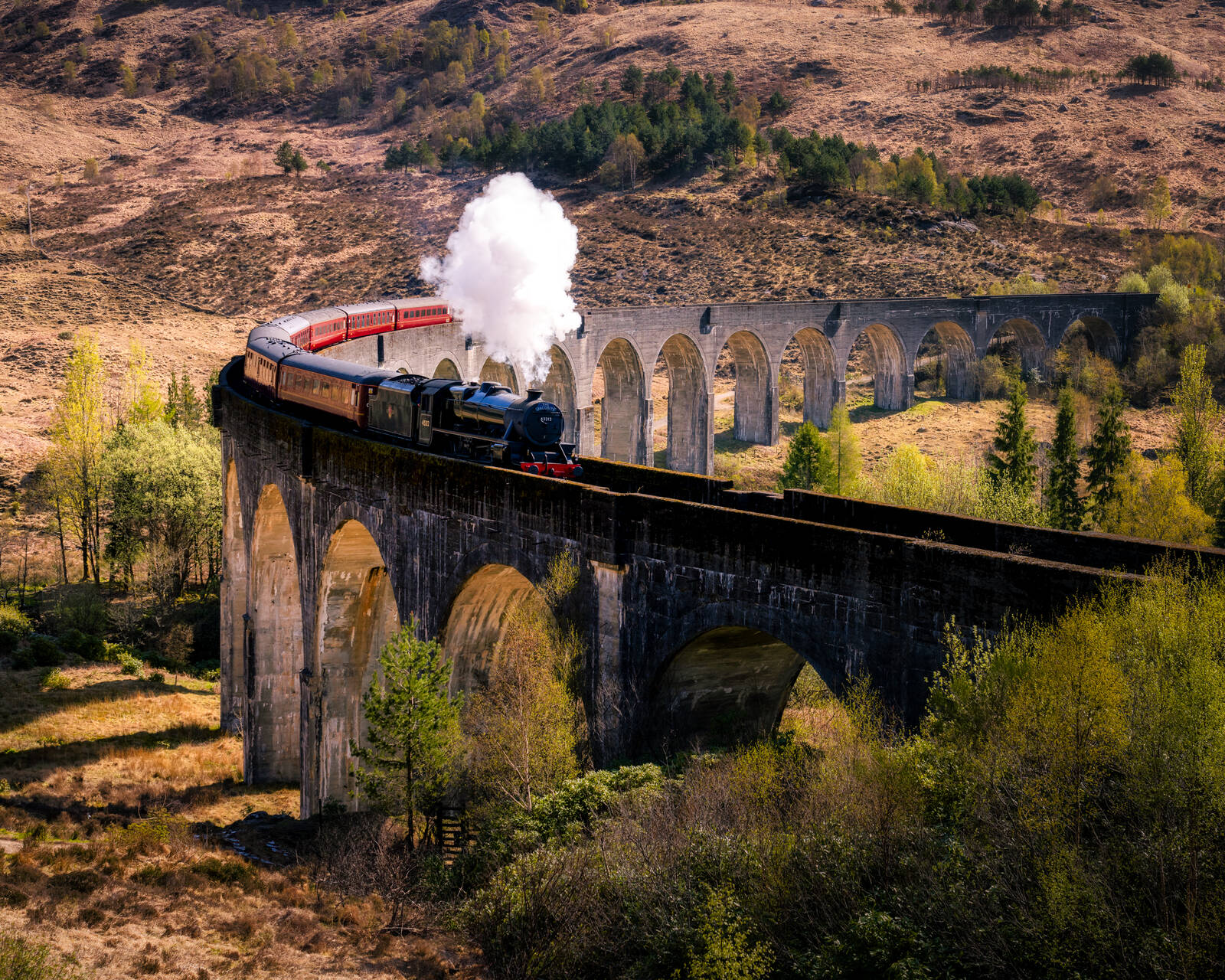 Image of Hogwart\'s Express, Glenfinnan Viaduct by Jakub Bors