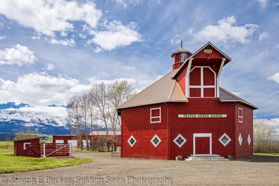 United States pictures - Triple Creek Ranch Octagonal Barn