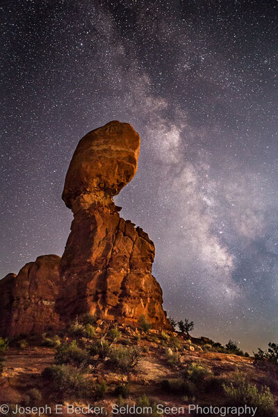 Picture of Balanced Rock, Arches NP - Balanced Rock, Arches NP