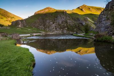 photography spots in The Peak District - Dove Dale - In The Dale