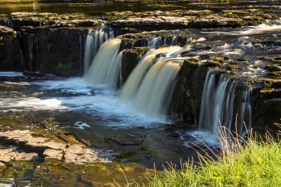 pictures of The Yorkshire Dales - Aysgarth Falls, Wensleydale
