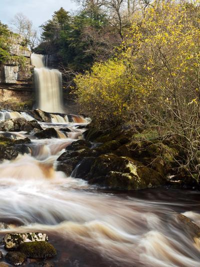 pictures of The Yorkshire Dales - Ingleton Waterfalls Trail