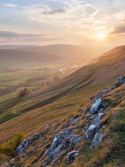 images of The Yorkshire Dales - Knipe Scar, Wharfedale