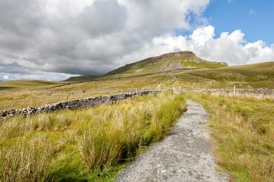 images of The Yorkshire Dales - Pen-y-ghent, Ribblesdale