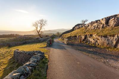 Langcliffe photo locations - Winskill Stones, Ribblesdale