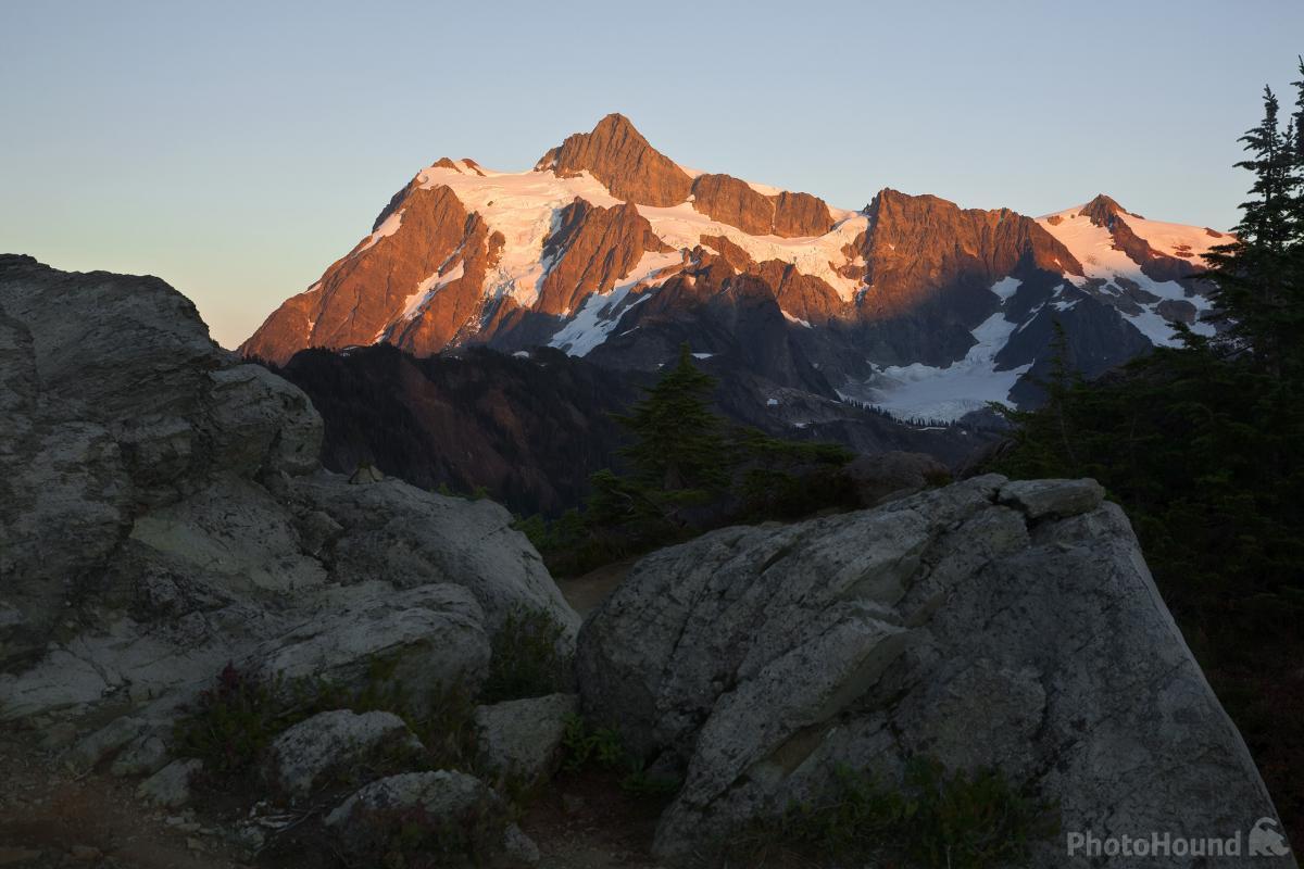 Image of Artist Point and Kulshan Ridge by T. Kirkendall and V. Spring