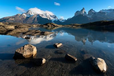 images of Patagonia - Torres Del Paine, Lago Nordenskjold 