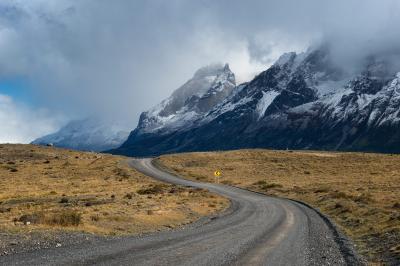 pictures of Patagonia - Torres Del Paine, Roadside Scenery