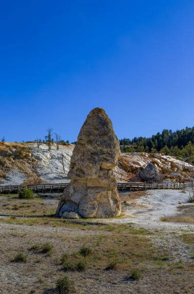 photo locations in Yellowstone National Park - MHS - Liberty Cap