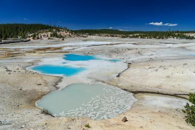 Yellowstone National Park photo spots - NGB - Colloidal Pool