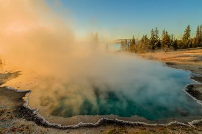 pictures of Yellowstone National Park - WTGB - Black Pool