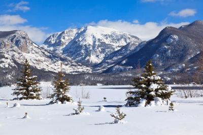 Grand Lake - Mount Craig, february