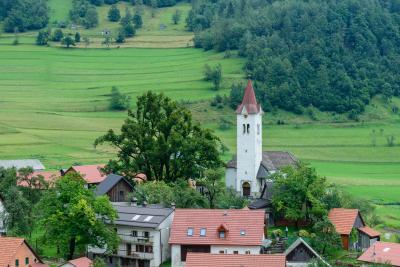 pictures of Slovenia - Rut Village 
