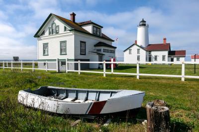 images of Olympic National Park - New Dungeness Lighthouse
