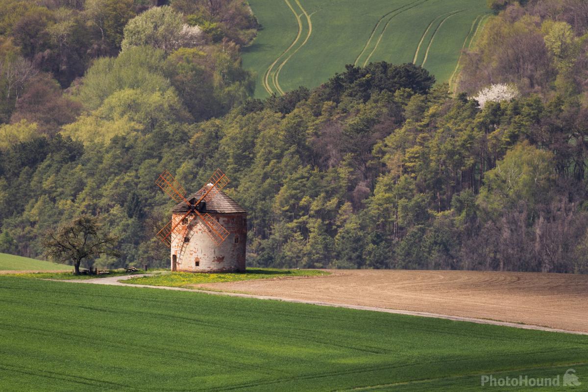 Image of Kunkovice windmill by Piotr Skrzypiec