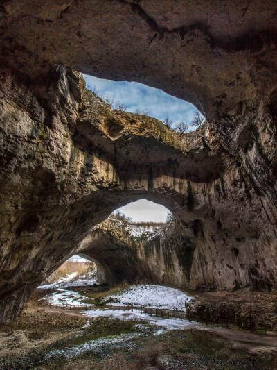 images of Bulgaria - Devetashka Cave