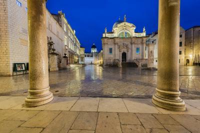 pictures of Dubrovnik - Luža Square