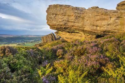 images of Northumberland - Dove Crag and Simonside