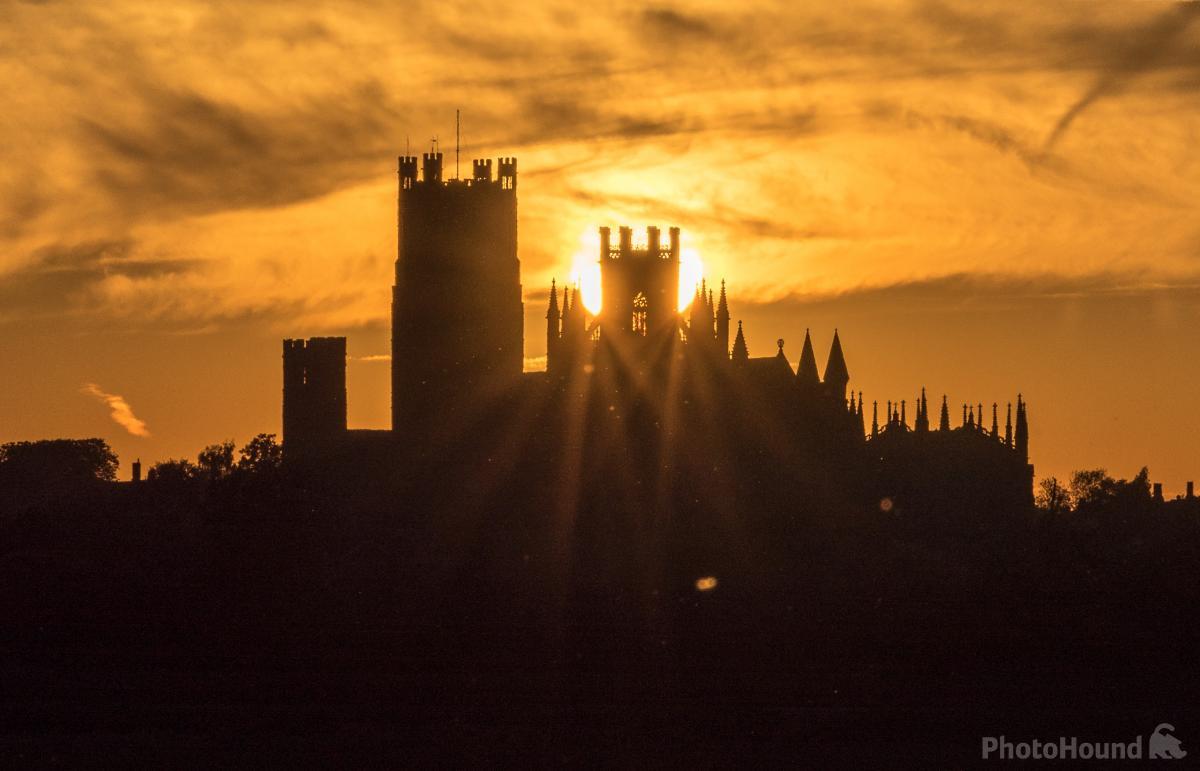 Image of Ely Cathedral from Quanea Drove by Andrew Sharpe