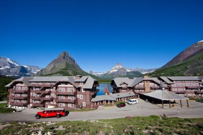 images of Glacier National Park - Many Glacier Hotel